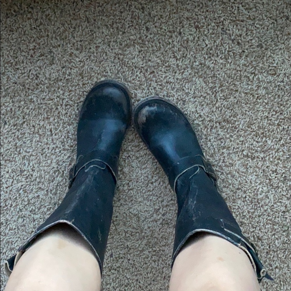 FREEBIRD CROSBY BLACK